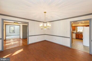 11404 Chapel Rd, Clifton, VA 20124 - photo 5