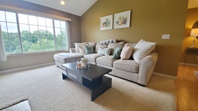 4589 N Thornhill Dr unit 2068, Peoria, IL 61615 - photo 7