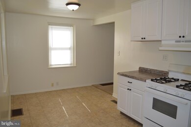 1325 Cypress Ave, Wilmington, DE 19805 - photo 6