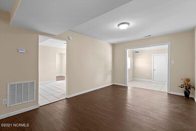 2906 Country Club Rd, Jacksonville, NC 28546 - photo 6