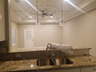 6914 Carver Rd, Houston, TX 77091 - photo 5