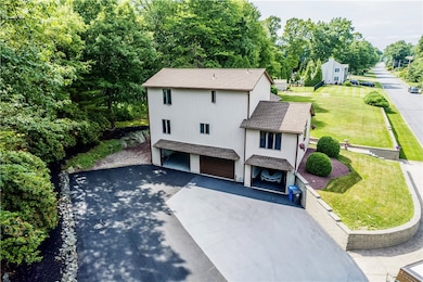 117 Derbyshire Dr, Cranston, RI 02921 - photo 4