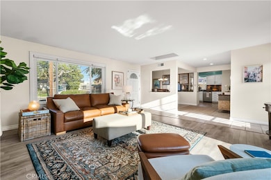 277 E 21st St, Costa Mesa, CA 92627 - photo 5