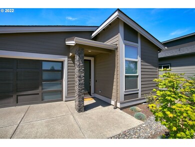 2663 NW Rippling River Ct, Bend, OR 97703 - photo 3