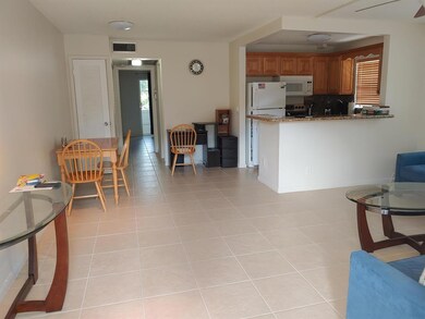 45 Windsor C, West Palm Beach, FL 33417 - photo 5