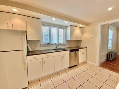 24 Oxford St, Arlington, MA 02474 - photo 7