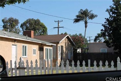 Rear buildings with a 2 bedrooms, 1 bath unit and 