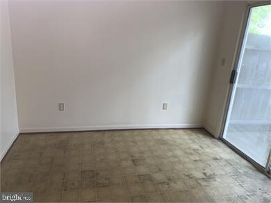 5229 Kings Wood Ln, King George, VA 22485 - photo 6