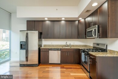 22 S Front St unit 305, Philadelphia, PA 19106 - photo 3