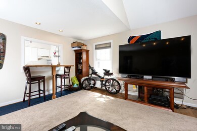 2402 Colston Dr unit 201, Silver Spring, MD 20910 - photo 5