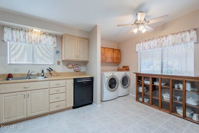 Integrated Laundry to Kitchen