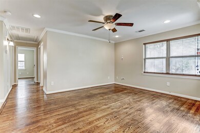 2326 Lamonte Ln, Houston, TX 77018 - photo 3