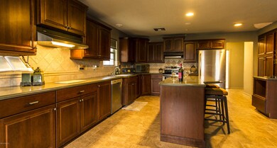 Kitchen 2 (8)