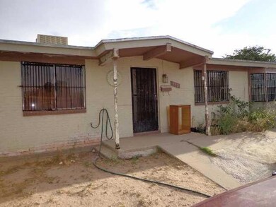 352 Mariana Cir, El Paso, TX 79915 - photo 2