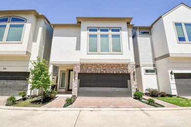 145 Knightsbridge Park Ln, Houston, TX 77018 - photo 2