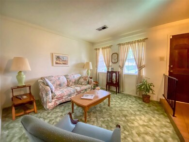 11023 Caribbean Ln, Houston, TX 77089 - photo 4