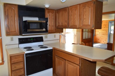 27 Laurel St, Whitefield, NH 03598 - photo 5