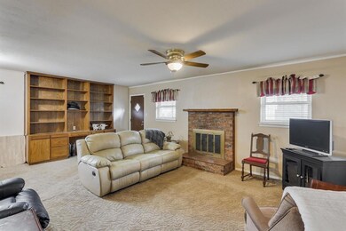 2013 Charleston Dr, Bedford, TX 76022 - photo 5