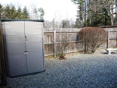 68 Plantation Cir, Greenfield, MA 01301 - photo 6