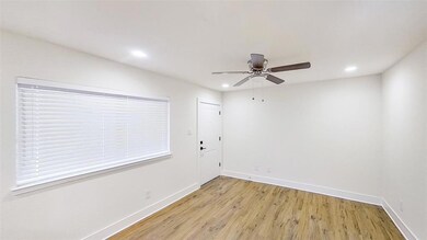 907 N Beacon St unit 203, Dallas, TX 75214 - photo 5