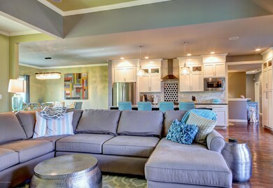 9521 Thixton Ln, Louisville, KY 40291 - photo 5