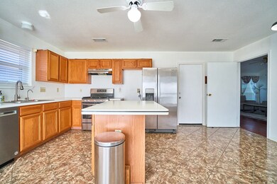 7843 Sawmill Trail, Houston, TX 77040 - photo 4