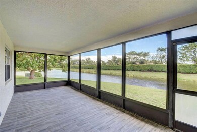 SCREENED-IN FLORIDA ROOM