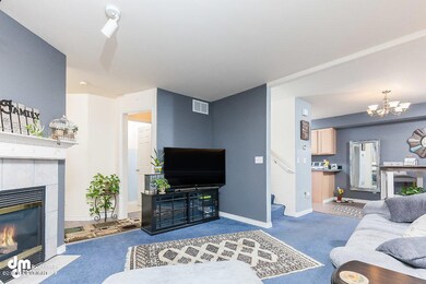 Living Room 20170627-DW-9265-SMALL