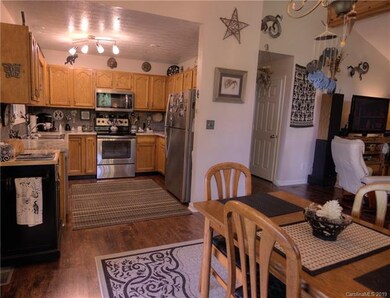 363 Huckleberry Dr, Burnsville, NC 28714 - photo 6