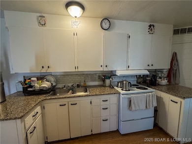 404 & 406 S Hunter St, Versailles, MO 64084 - photo 4