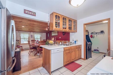 54 Catalpa Ln, Accord, NY 12404 - photo 6