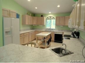 345 E Joshua Ct, Hernando, FL 34442 - photo 4