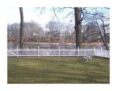 21 Bridgton Ct, Cranston, RI 02910 - photo 5