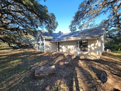 1046 Lutonsky Rd, Fayetteville, TX 78940 - photo 3