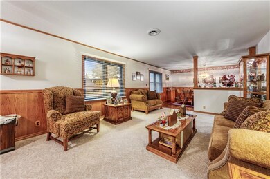 311 Center Place, Parsons, KS 67357 - photo 4