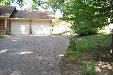 8610 Woodfox Cir, Haughton, LA 71037 - photo 2