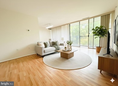 4410 Briarwood Ct N unit 47, Annandale, VA 22003 - photo 2