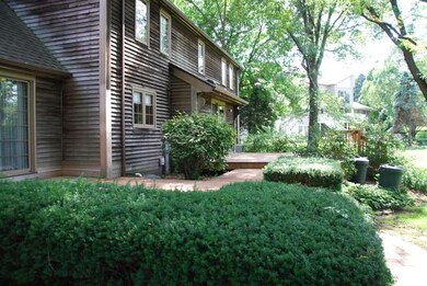 7S648 Carriage Way Ct, Naperville, IL 60540 - photo 4