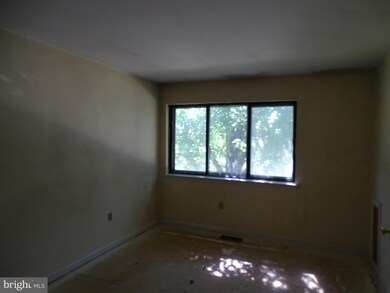 1044 Brinker Dr, Hagerstown, MD 21740 - photo 6