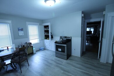 76 Longfellow Rd, Worcester, MA 01602 - photo 5