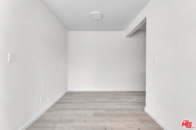 7228 Allott Ave unit 5, Los Angeles, CA 91405 - photo 7