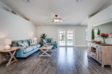 2740 Rambler Ct Navarre FL-large-006-14-