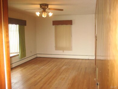 5126 Lincoln Ave, Whitehall, PA 18052 - photo 5