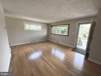 5400 Highridge St, Halethorpe, MD 21227 - photo 4