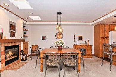 008_Dining Area