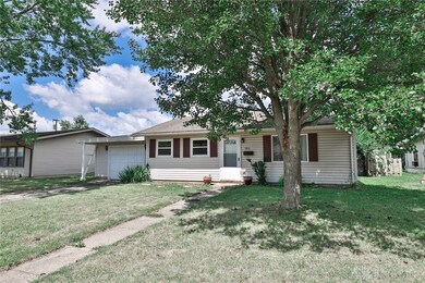 184 Ridgebury Dr, Xenia, OH 45385 - photo 2