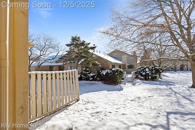 515 Tennyson unit 21, Rochester Hills, MI 48307 - photo 5