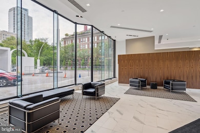 Independence Place unit 1105J, Philadelphia, PA 19106 - photo 3