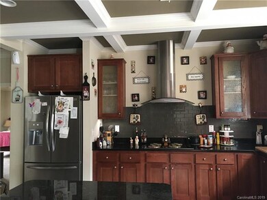 853 Chateau Ln, Iron Station, NC 28080 - photo 4