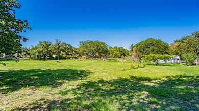 1005 Meadow Oaks St, Azle, TX 76020 - photo 7